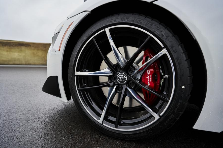 Колеса Toyota GR Supra 3.0 Premium (A90) 2020 года  (NA) (фото 5 из 13)